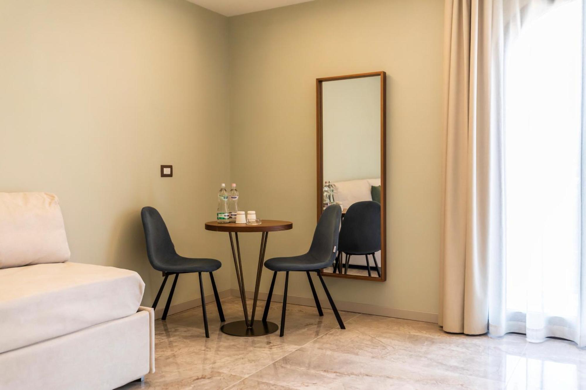 Solmaris Tropea Rooms & Suites Bagian luar foto
