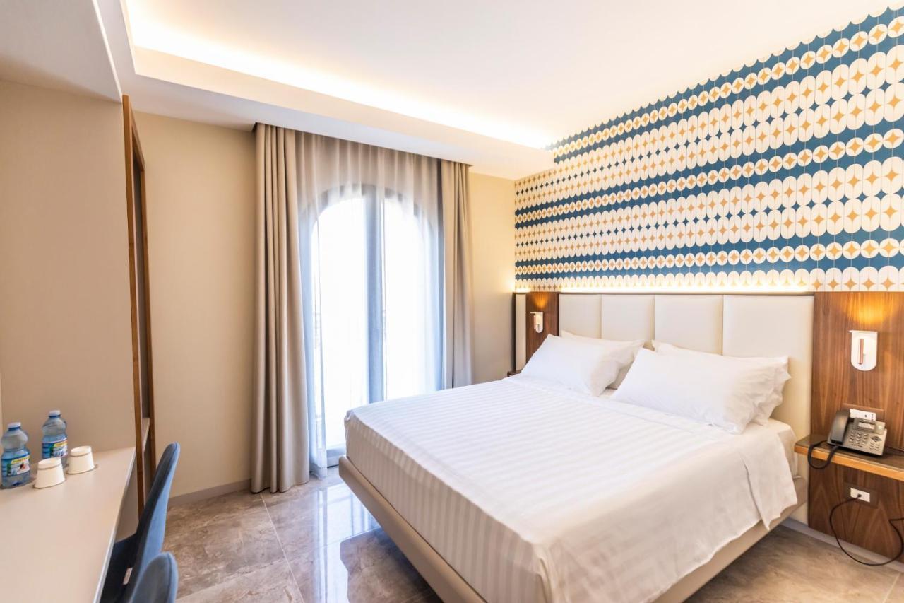 Solmaris Tropea Rooms & Suites Bagian luar foto