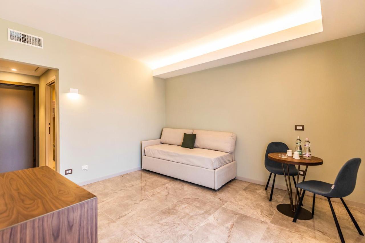 Solmaris Tropea Rooms & Suites Bagian luar foto