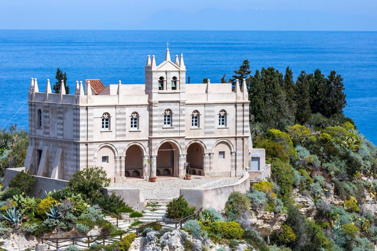 Solmaris Tropea Rooms & Suites Bagian luar foto