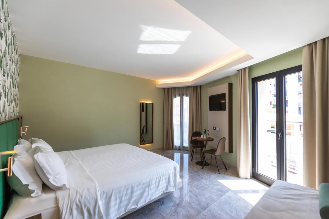 Solmaris Tropea Rooms & Suites Bagian luar foto